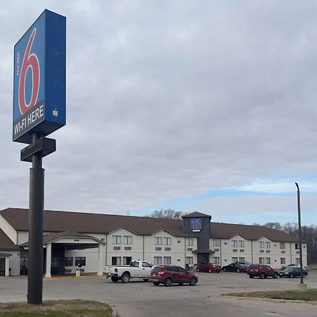 Motel 6-Waterloo, Ia Exteriör bild