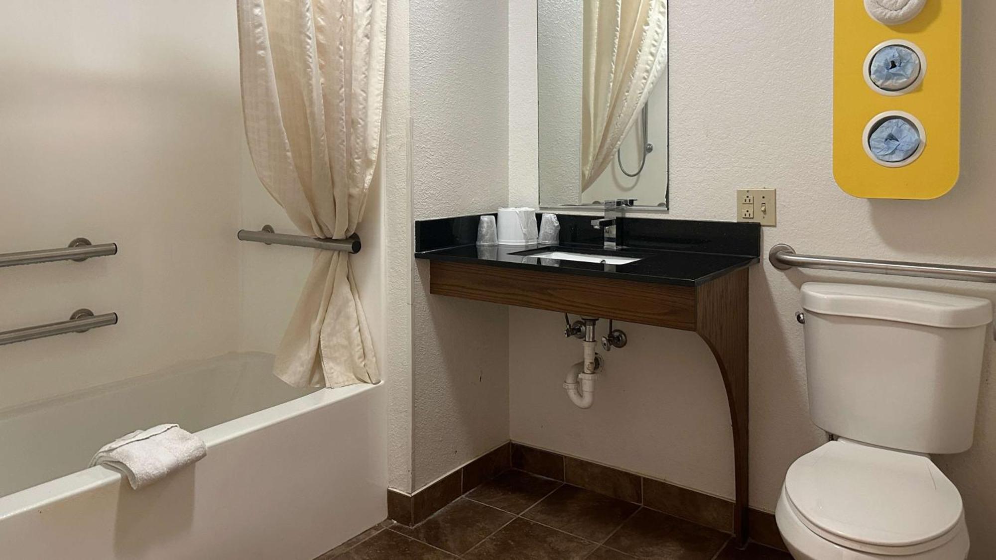 Motel 6-Waterloo, Ia Exteriör bild