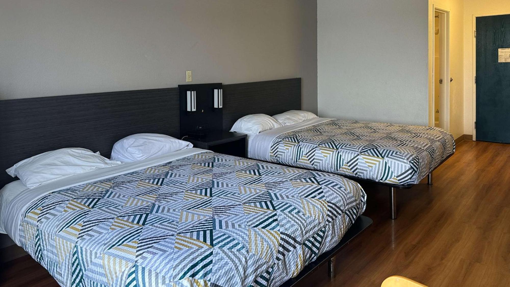 Motel 6-Waterloo, Ia Exteriör bild
