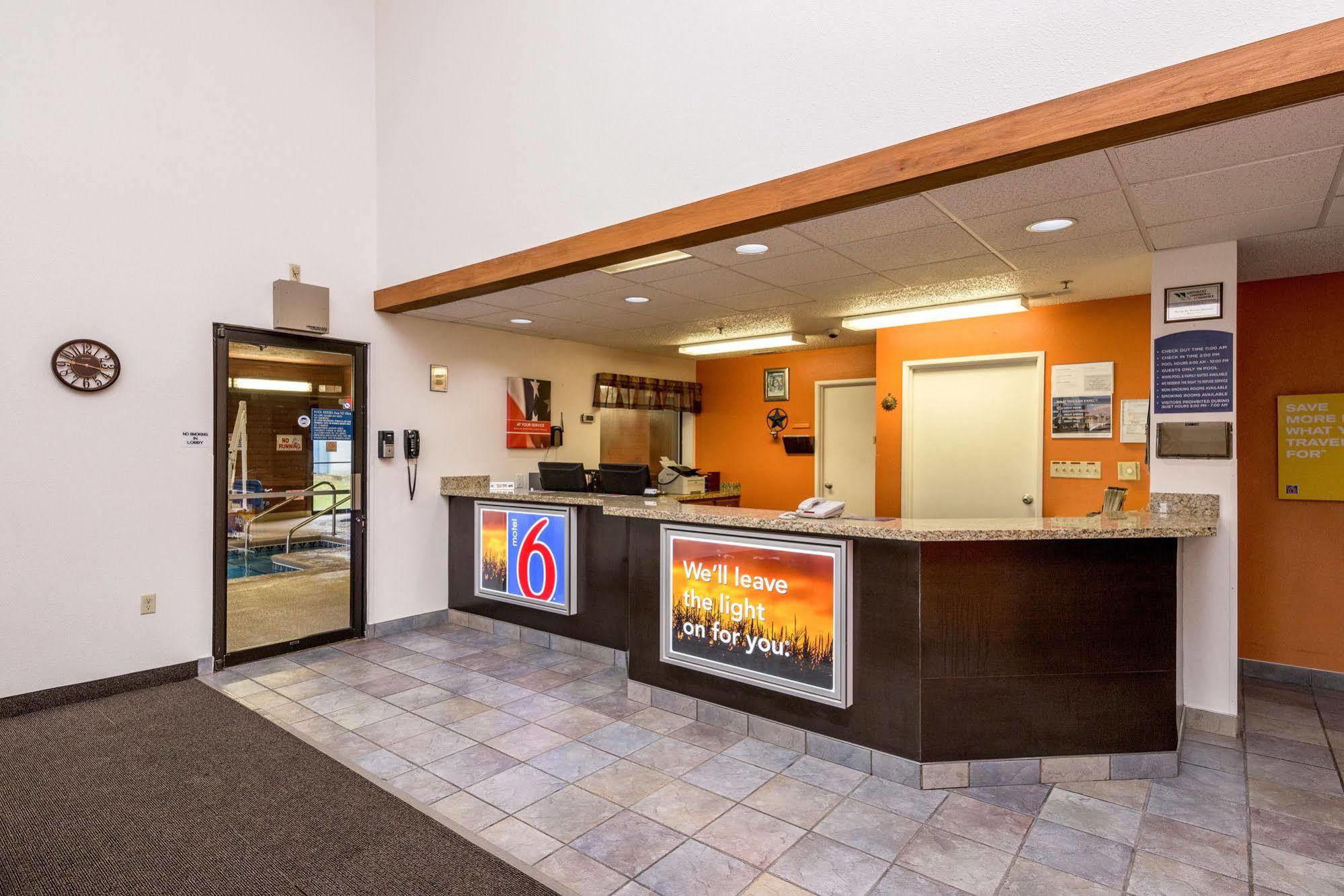Motel 6-Waterloo, Ia Exteriör bild