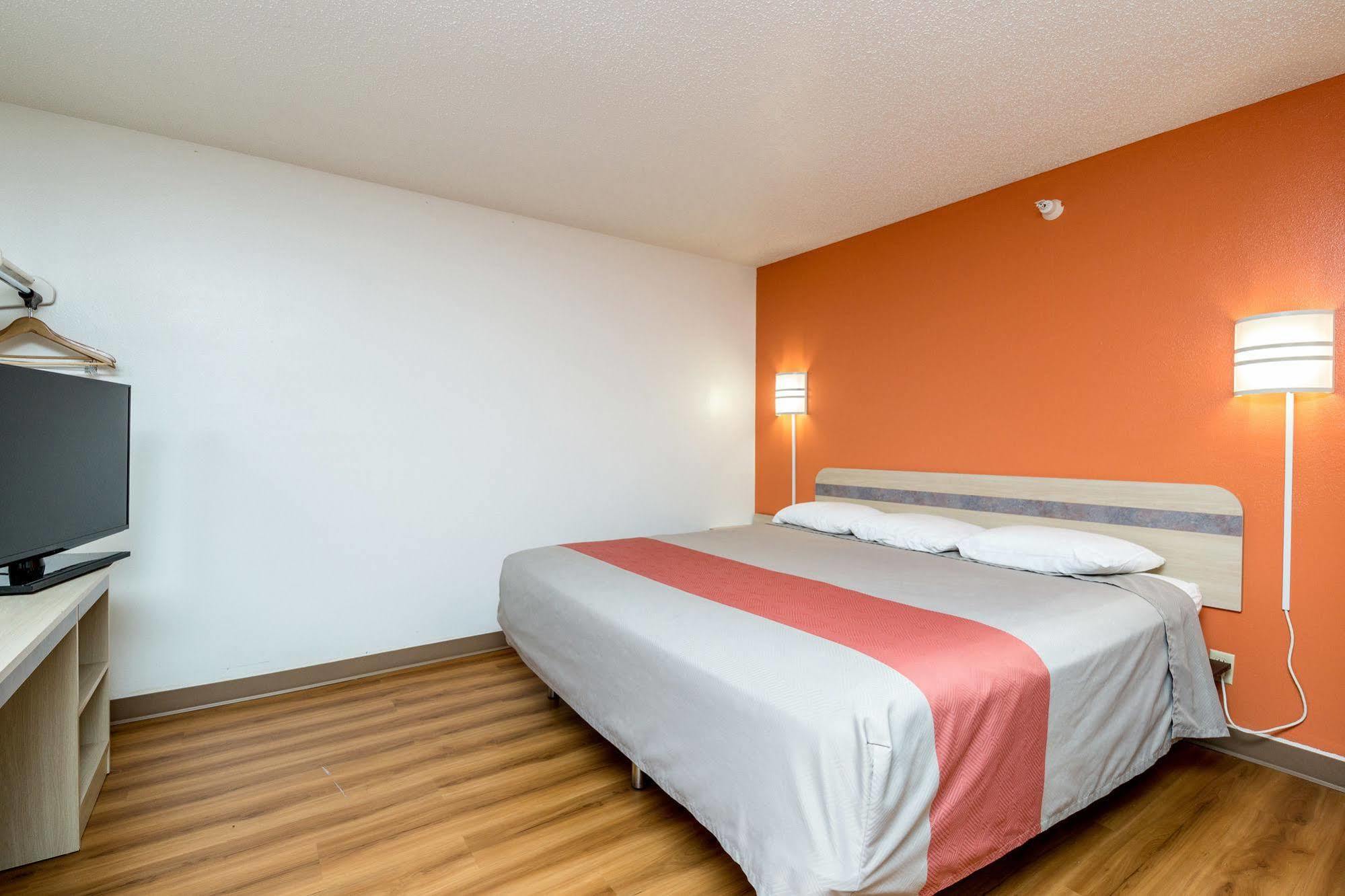 Motel 6-Waterloo, Ia Exteriör bild