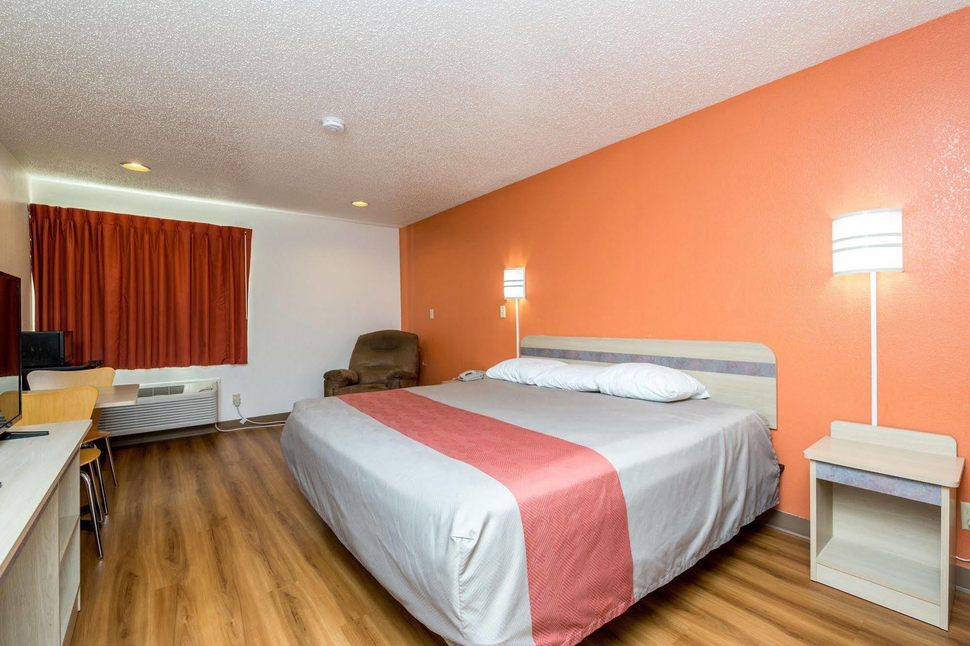 Motel 6-Waterloo, Ia Exteriör bild